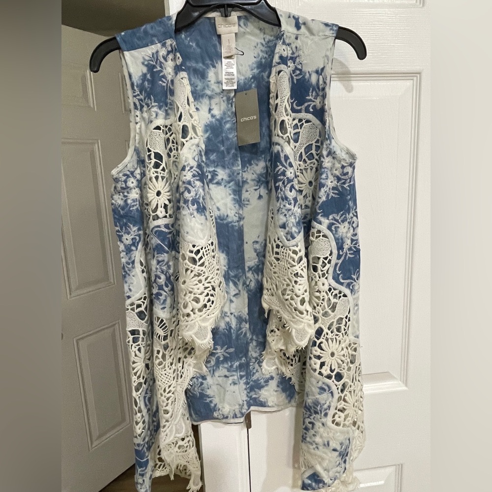 Size 1 Chico's Vest Women's Blue Tie Dye Boho Lace Festival Western BNWTS